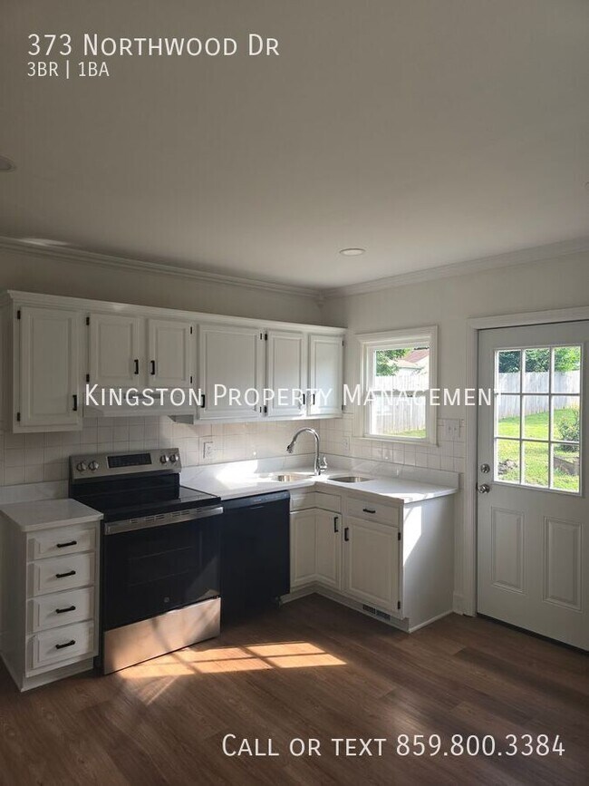 Building Photo - 373 Northwood Dr