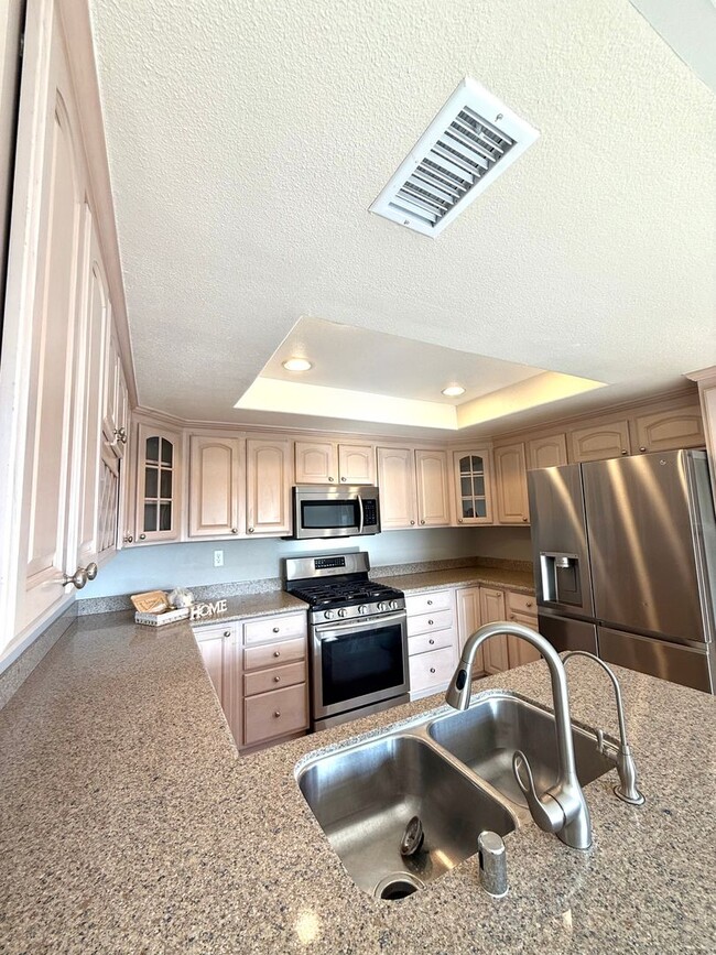 Building Photo - Welcome to your beautifully upgraded home ...