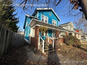 Building Photo - 28 N LaSalle-