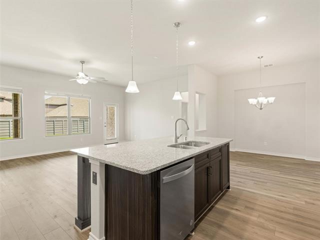 Building Photo - 7001 Mapleshade Way