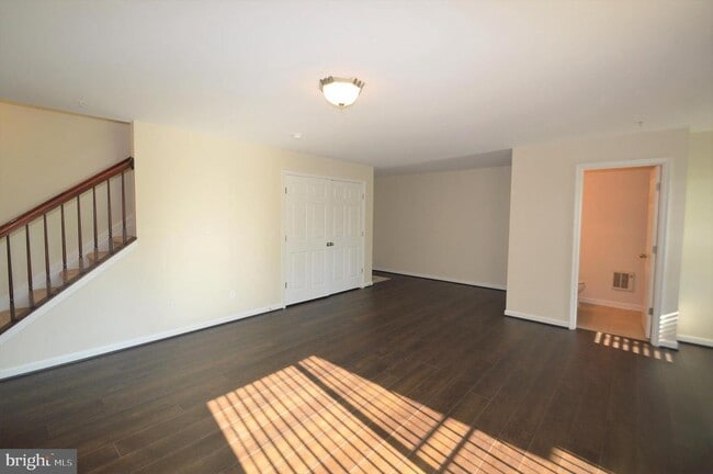 Building Photo - 24646 Jackalope Terrace