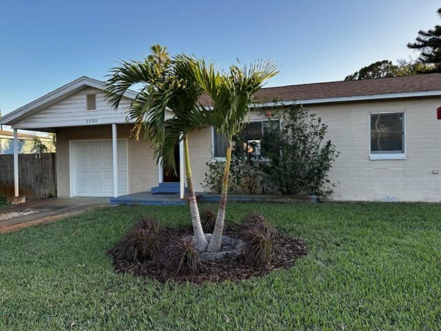 Primary Photo - 2580 38th Ave N