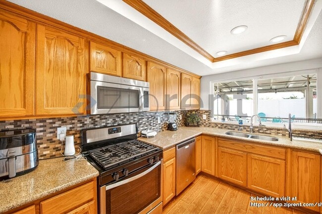 Building Photo - 1745 Buckeye St