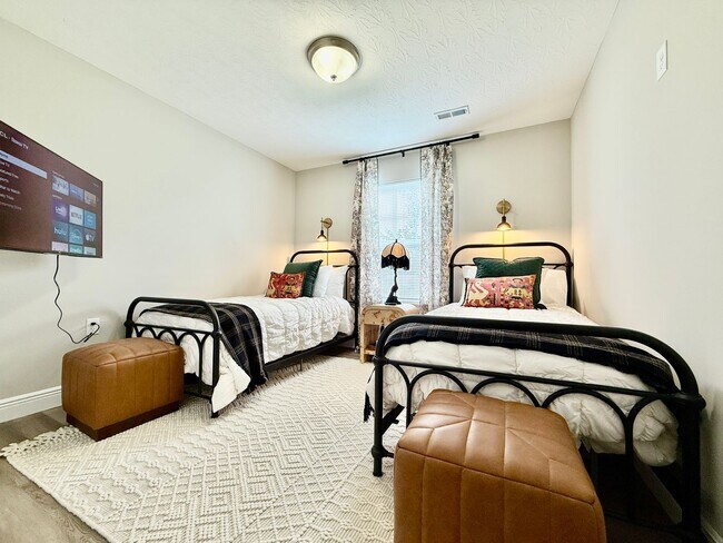 Building Photo - 148 Southwind Blvd