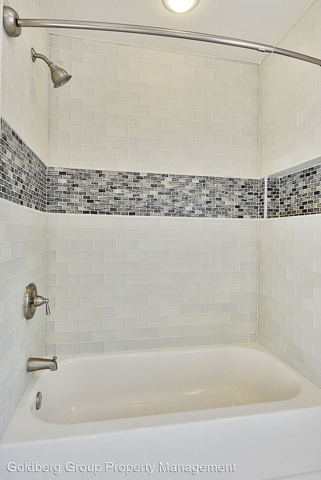 Building Photo - 4 br, 4.5 bath House - 10121 Donegal Court