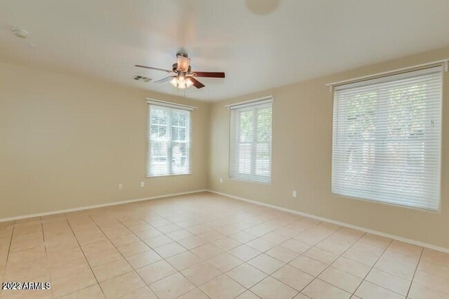 Building Photo - 4750 E Thunderheart Trail