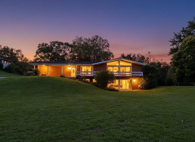 Building Photo - 71 Lake Shore Dr