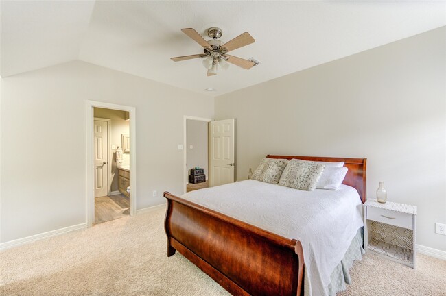 Building Photo - 5318 Pebble Way Ln