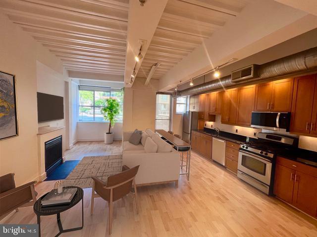 Building Photo - 1320 13th St NW
