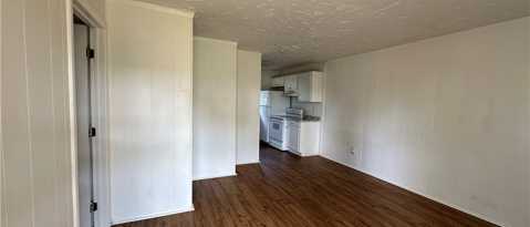 Building Photo - 3215 Jeffcott St