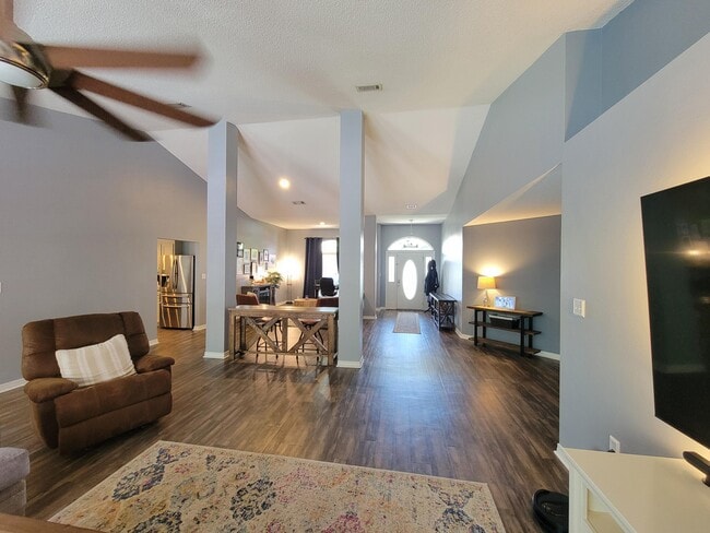 Building Photo - 2664 Shoni Dr