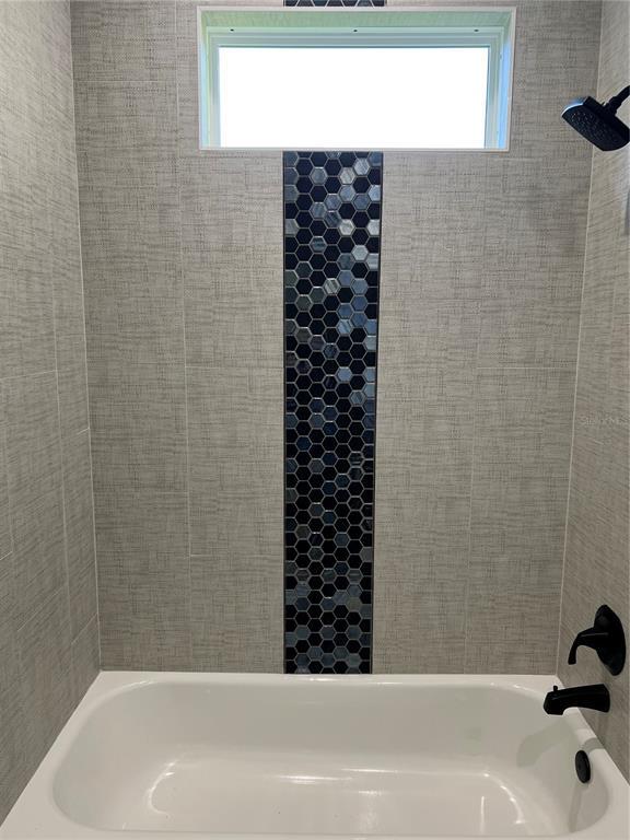 Building Photo - 40 Post Tree Ln