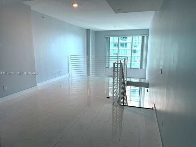 Building Photo - 60 SW 13th St