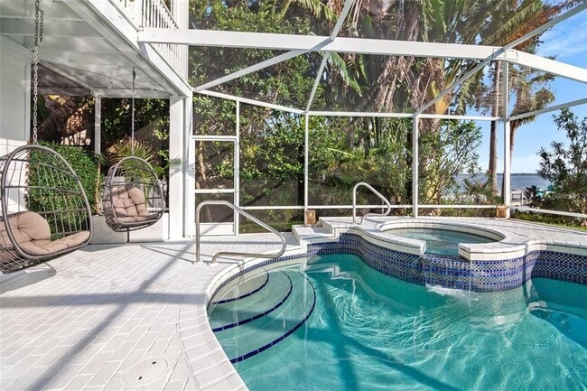 Building Photo - 1828 Sunrise Blvd