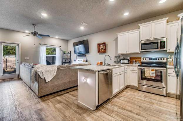 Building Photo - 6077 Royal Port Ct