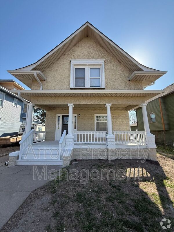 Building Photo - 648 N 26th St