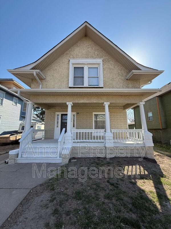 Building Photo - 648 N 26th St