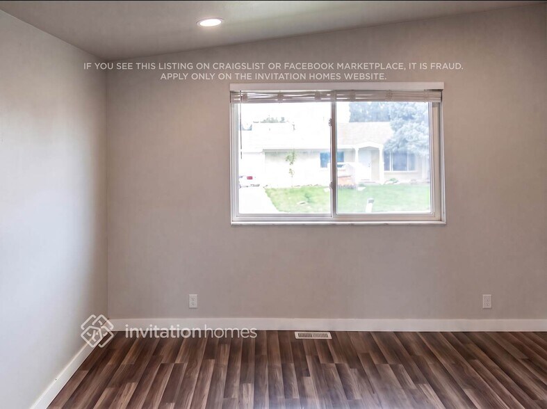 Building Photo - 2625 Ridgeland Dr