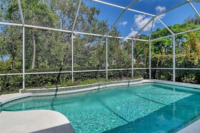 Building Photo - 5001 Sturbridge Ct