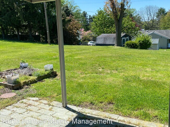 Building Photo - 4 br, 2 bath House - 2342 Beacon Hill Rd.