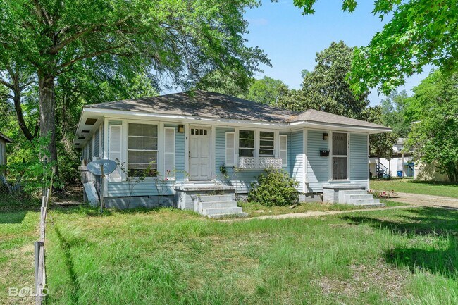 Building Photo - 134 E Herndon St