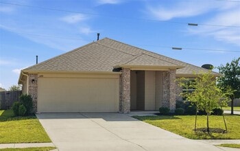 Building Photo - 600 Marimoor Dr