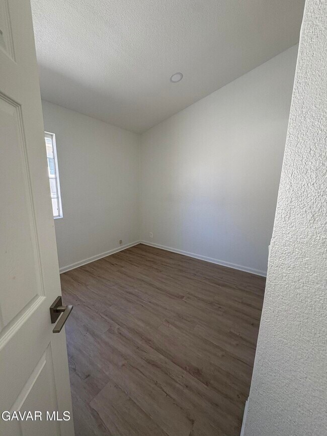 Building Photo - 2137 Estrella Ct
