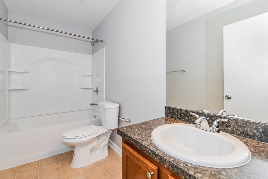 Building Photo - 6055 Bartram Village Dr