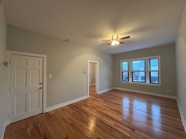 Building Photo - 338 Tudor Ct