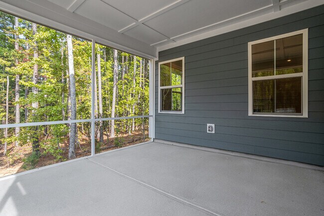 Building Photo - 2054 Florine Dr