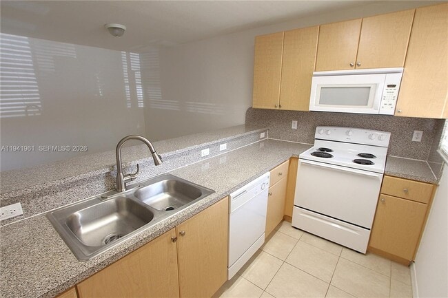 Building Photo - 22821 SW 88 Pl #