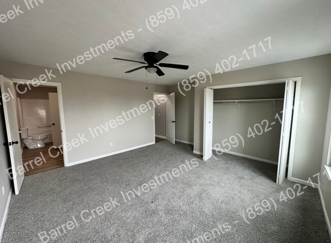 Building Photo - 2-Bed 1.5-Bath Townhome!