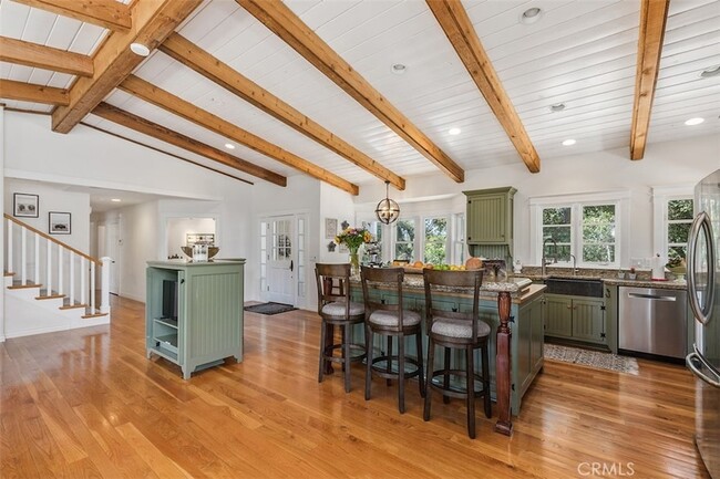 Building Photo - 35455 El Niguel Rd