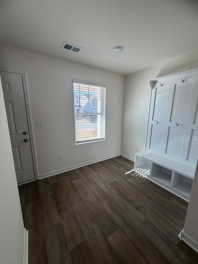 Building Photo - 6019 Willutuck Dr