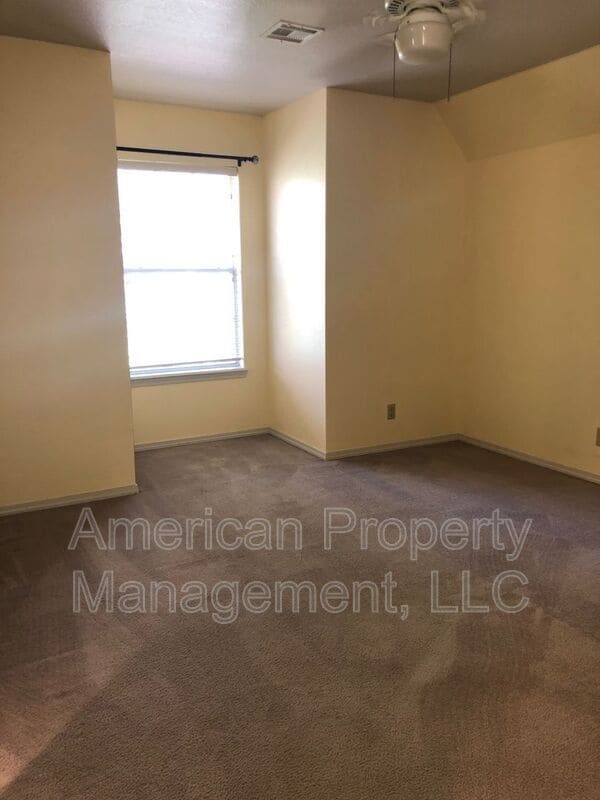 Building Photo - 5311 E 89th Pl