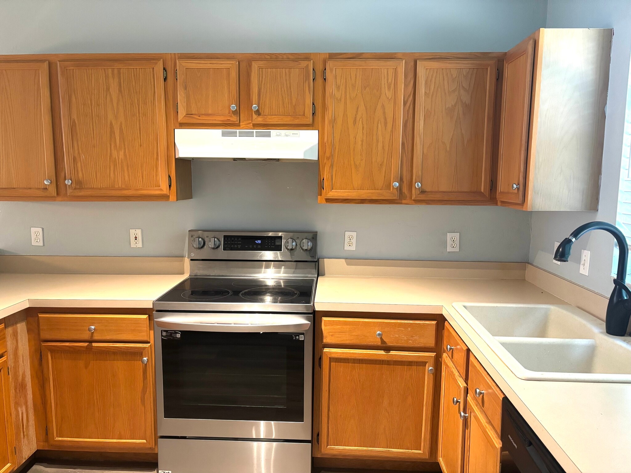 Kitchen - 4415 SW 34th St