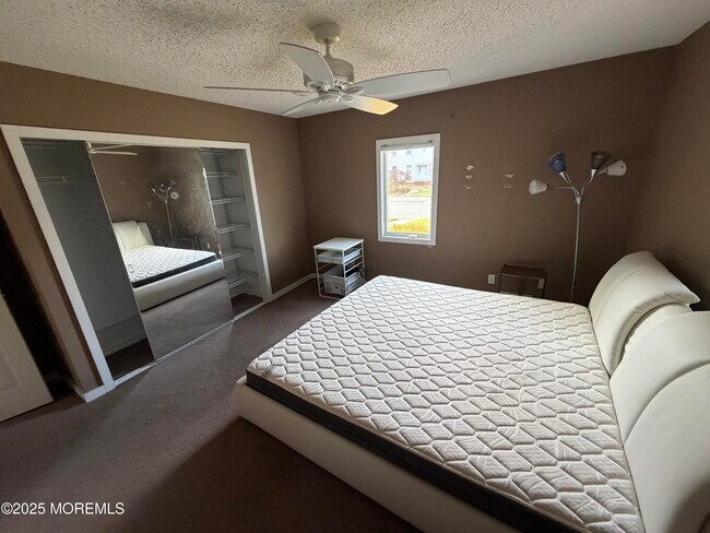 Building Photo - 755 Van Ct Ave