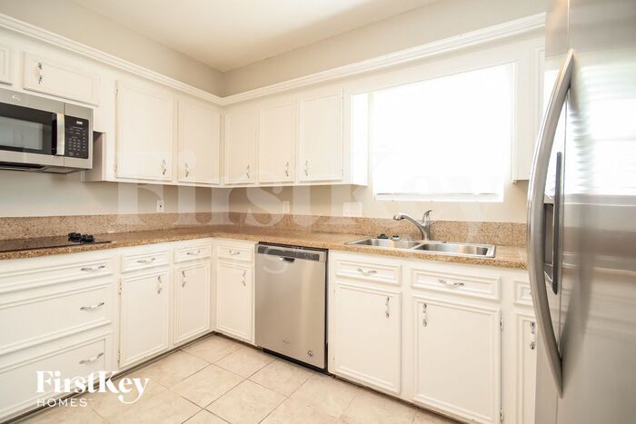 Building Photo - 4407 Deerfield Village Dr