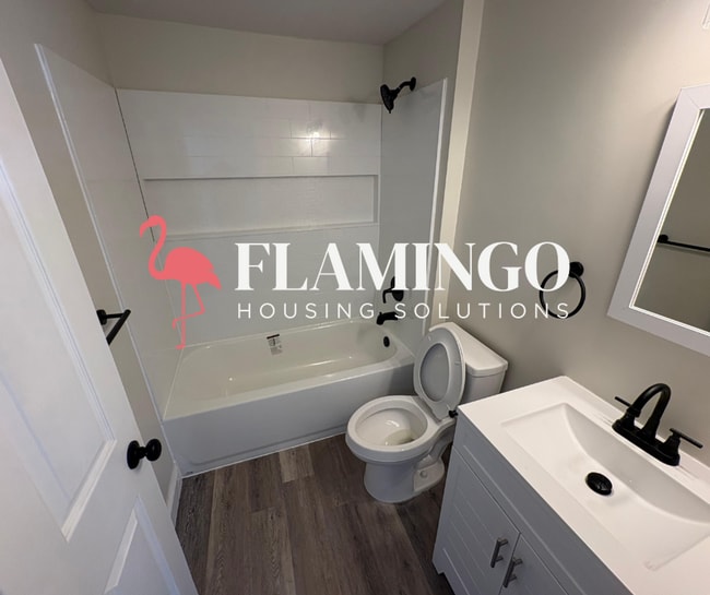 Building Photo - 607 Smith Ave