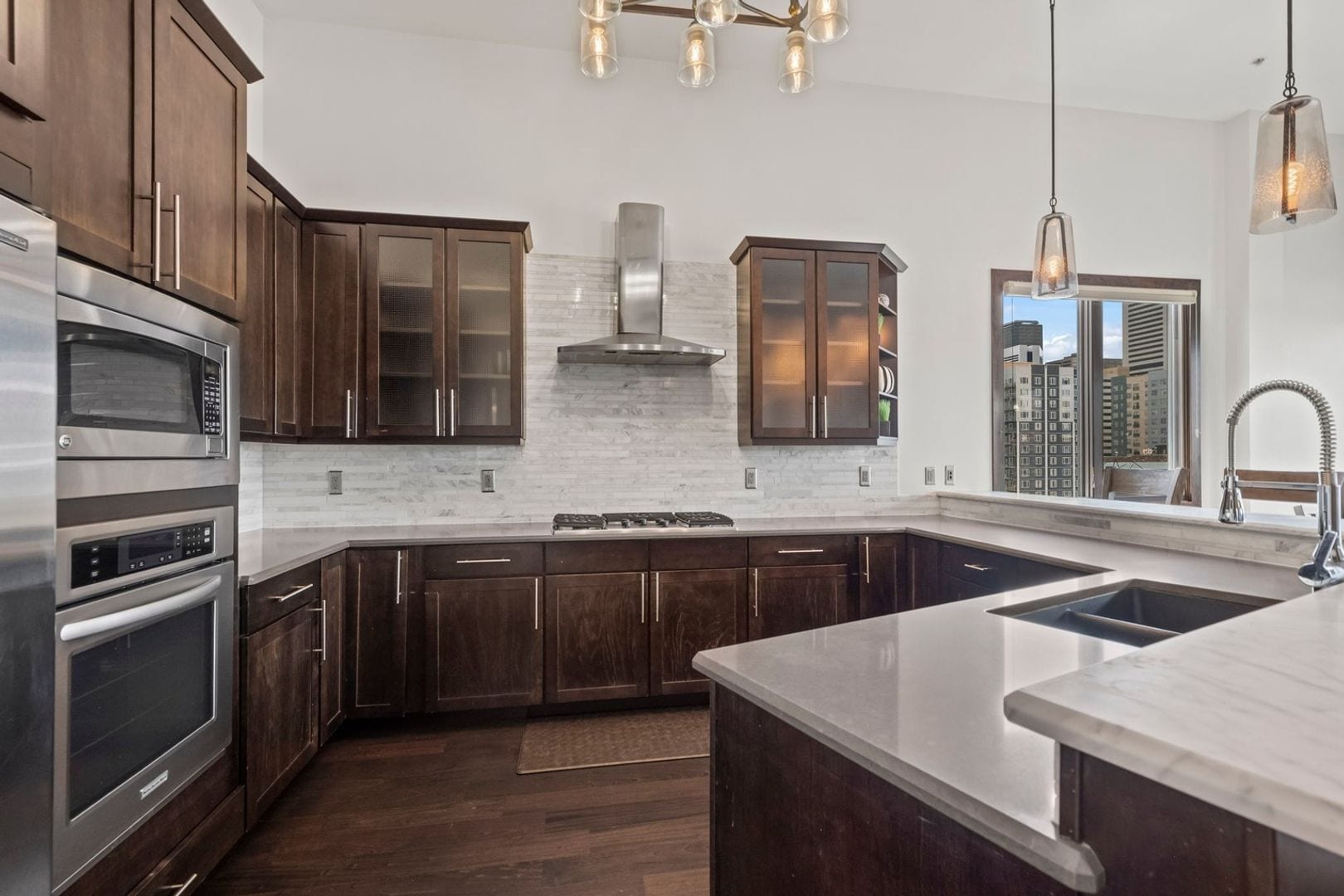 Building Photo - 2101 Larimer St