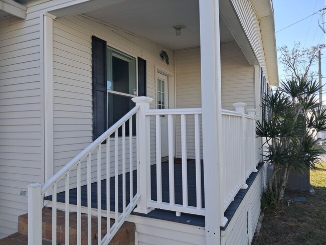 Building Photo - 55+ Community!!! Available May 23, 2025