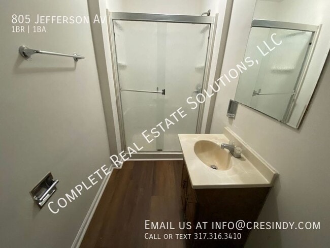 Building Photo - 805 Jefferson Ave