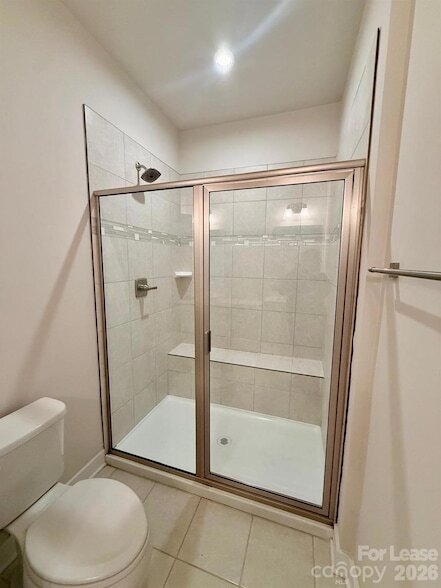 Building Photo - 928 Portrush Ln
