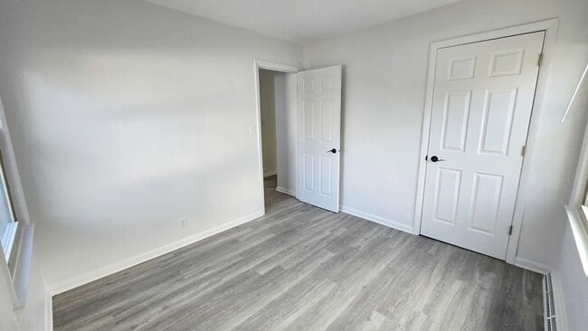 Building Photo - 231 Prospect Ave