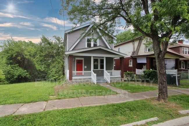 Primary Photo - 22 Glen Este Pl