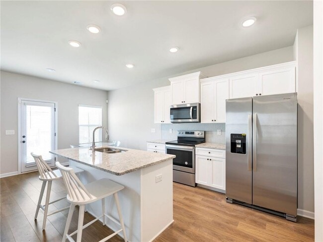 Building Photo - 7115 Chara Ln