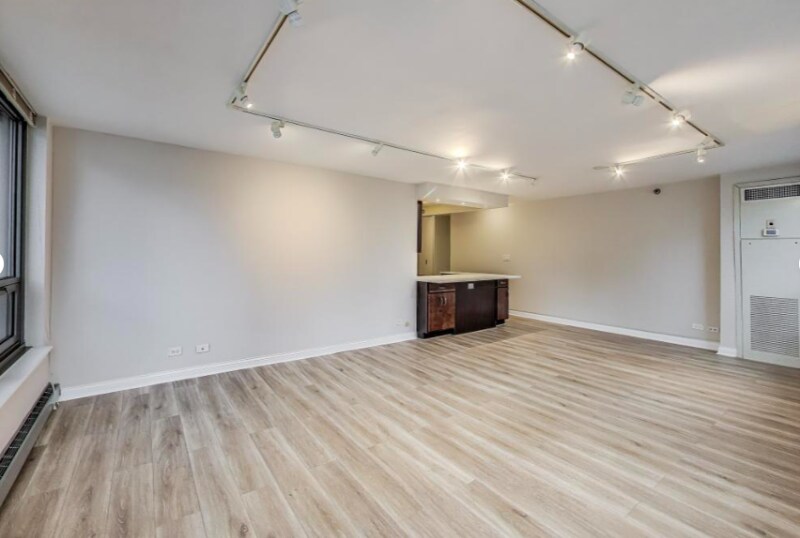 Building Photo - 440 N Wabash Ave
