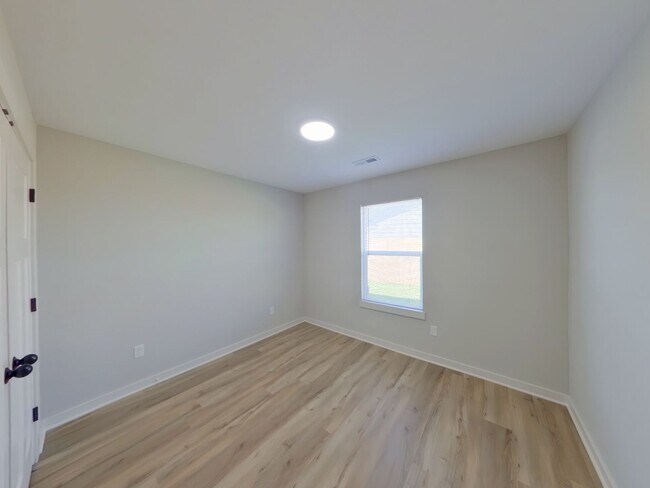 Building Photo - 12830 W Cowboy St