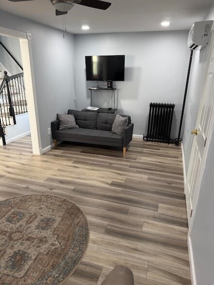 Building Photo - 400 N Massachusetts Ave