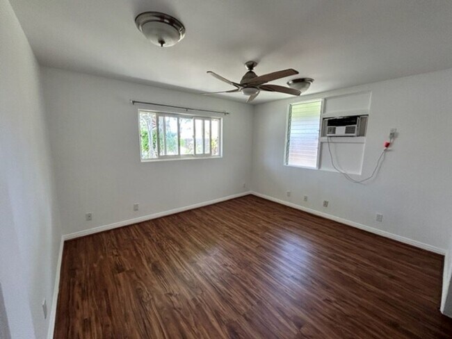 Building Photo - Single Family Home Kailua